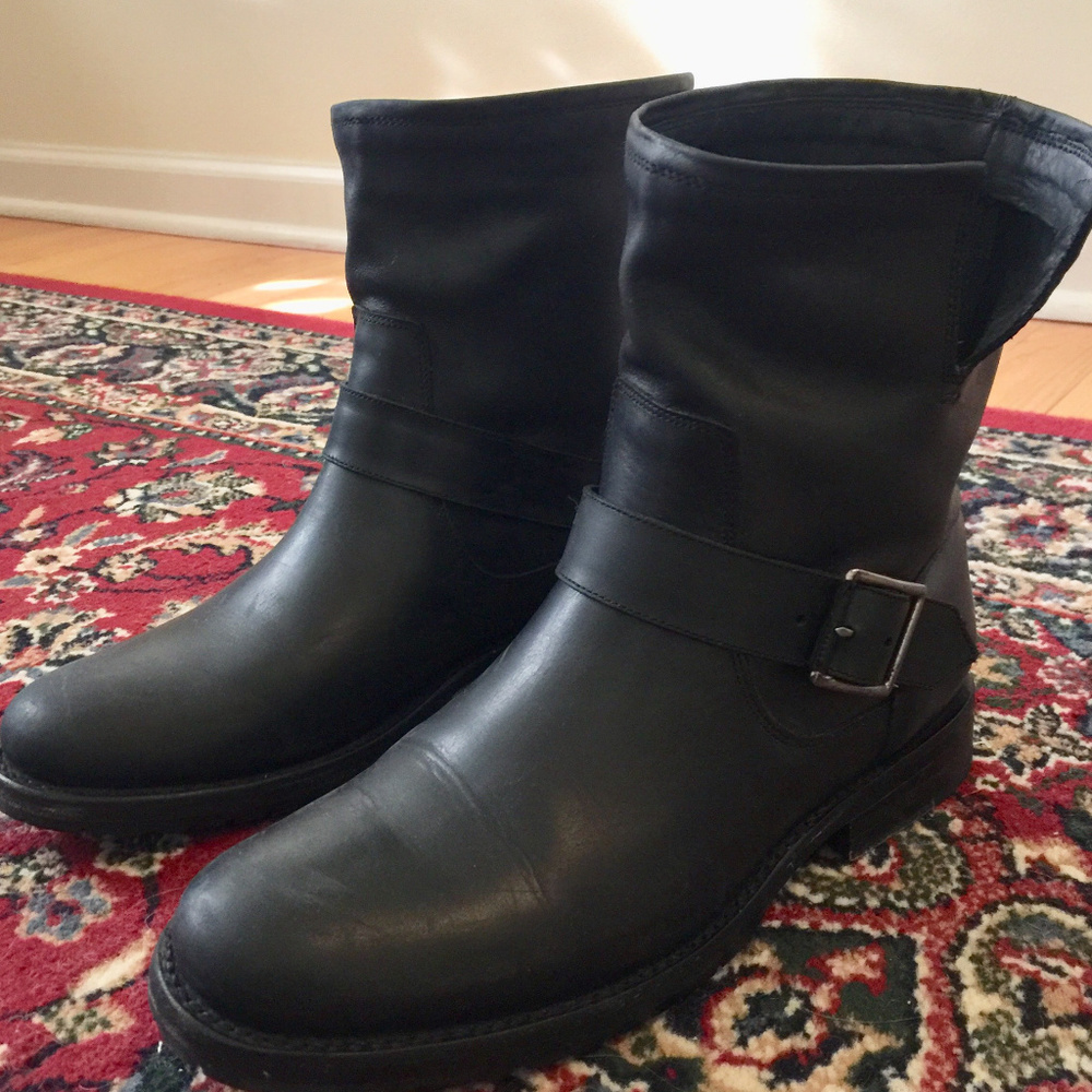 Frye Women's Veronica Booties - Black